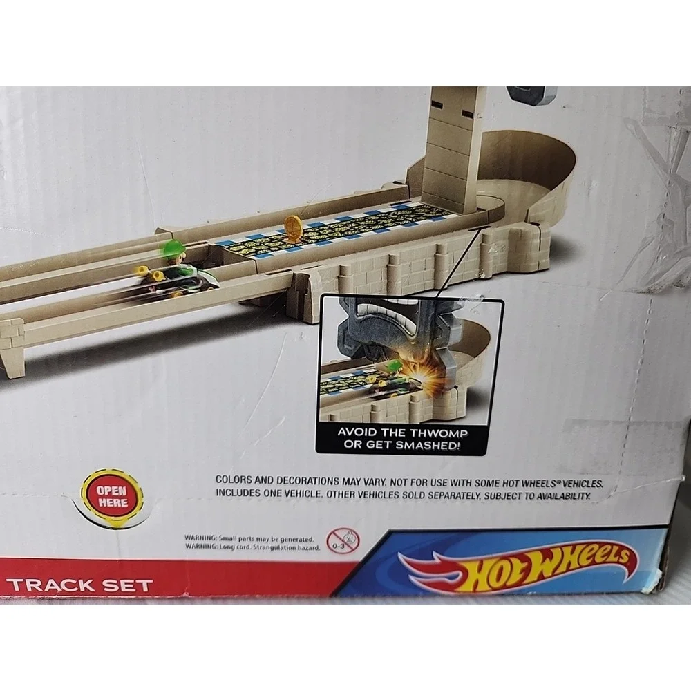 Mario Kart Thwomp Ruins Track Set No Vehicle EUC Track is Complete Original Box